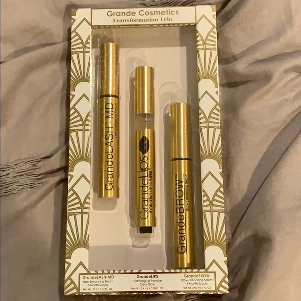 COPY - COPY - NWT Grande Cosmetics Transformation…